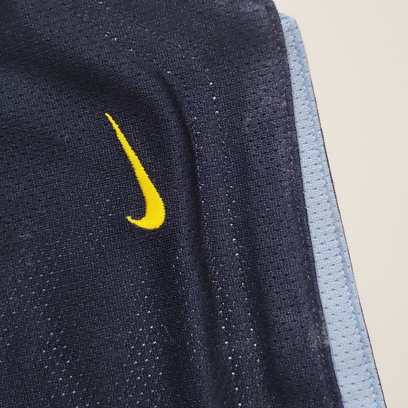 NIKE Dark & Light Full Coverage Blue Reversible Mesh Shorts w/ Drawstring Waist - Picture 2 of 14